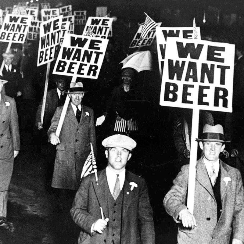 Black and White We Want Beer P – Badminton Poster recenzja i cena